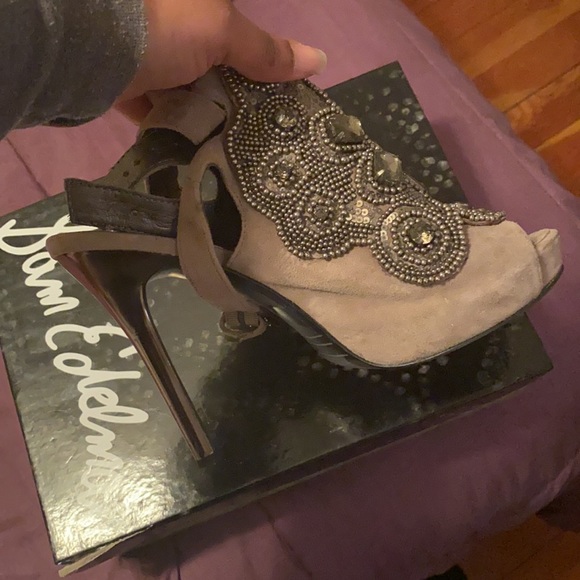 Stones heels - Picture 3 of 3